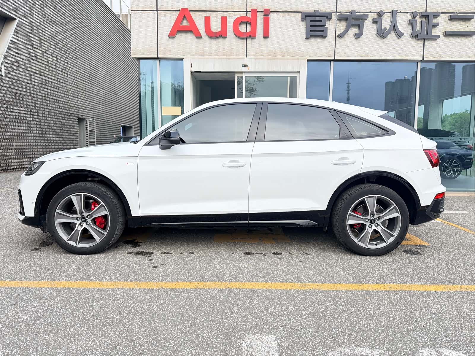 Audi Q5L, 2024 14
