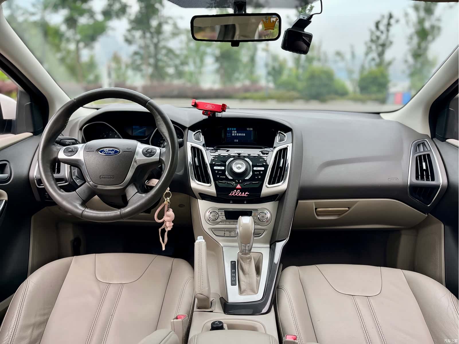 Ford Focus, 2014 10