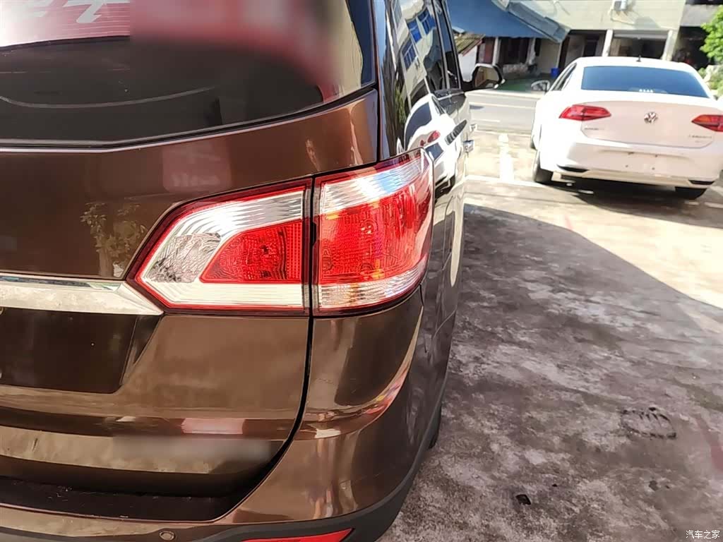 Wuling 730, 2015 8