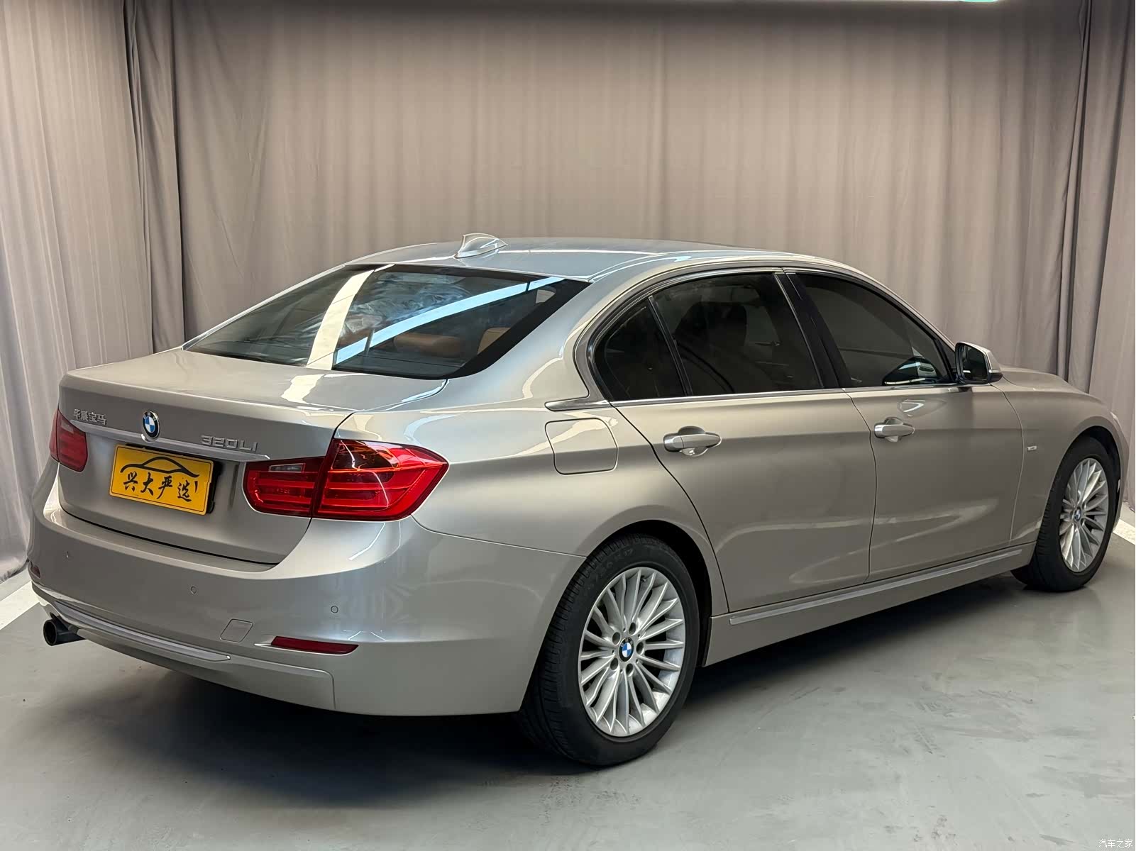 BMW 3 Series, 2012 9