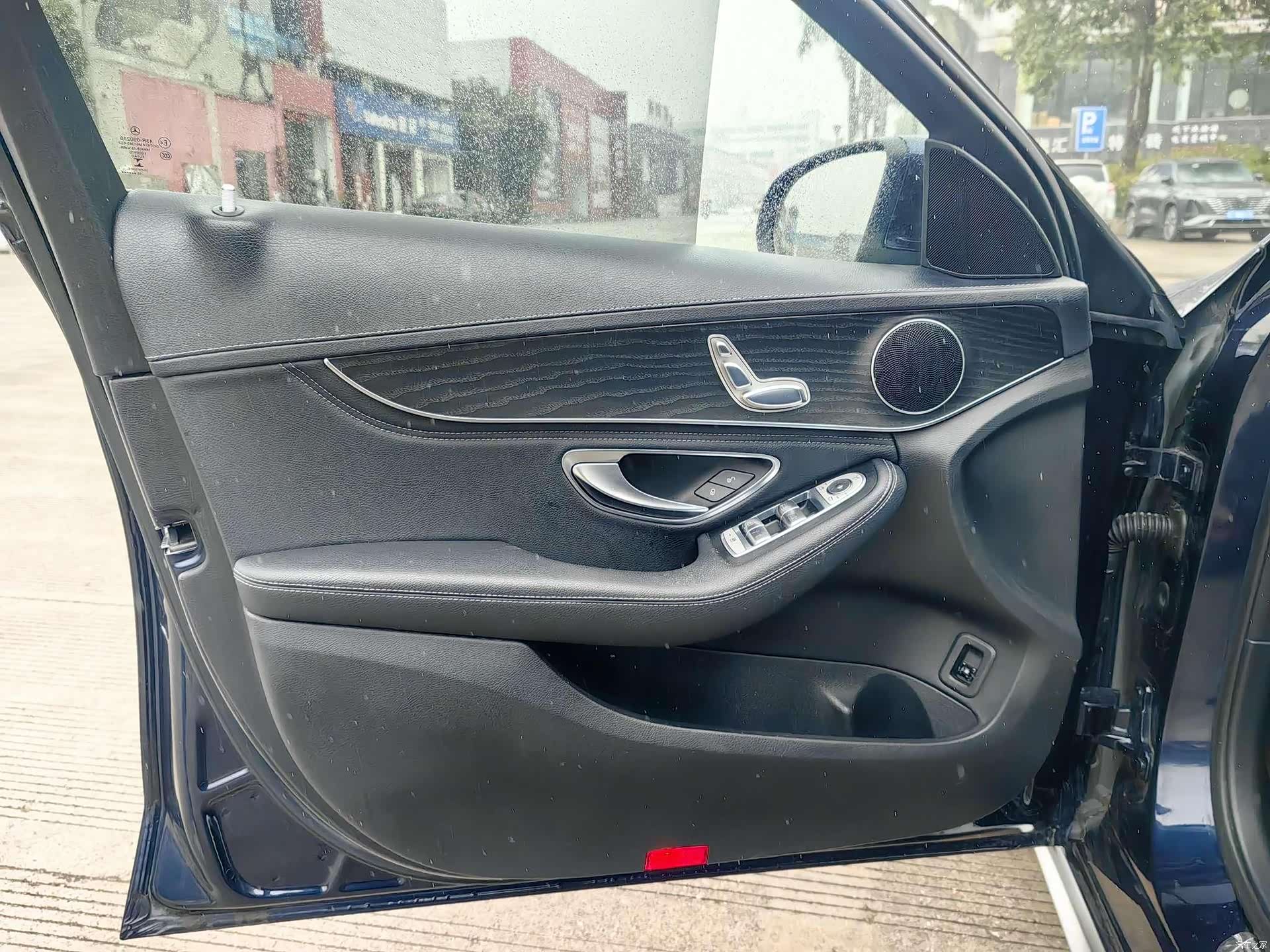 Mercedes-Benz C-Class, 2017 13
