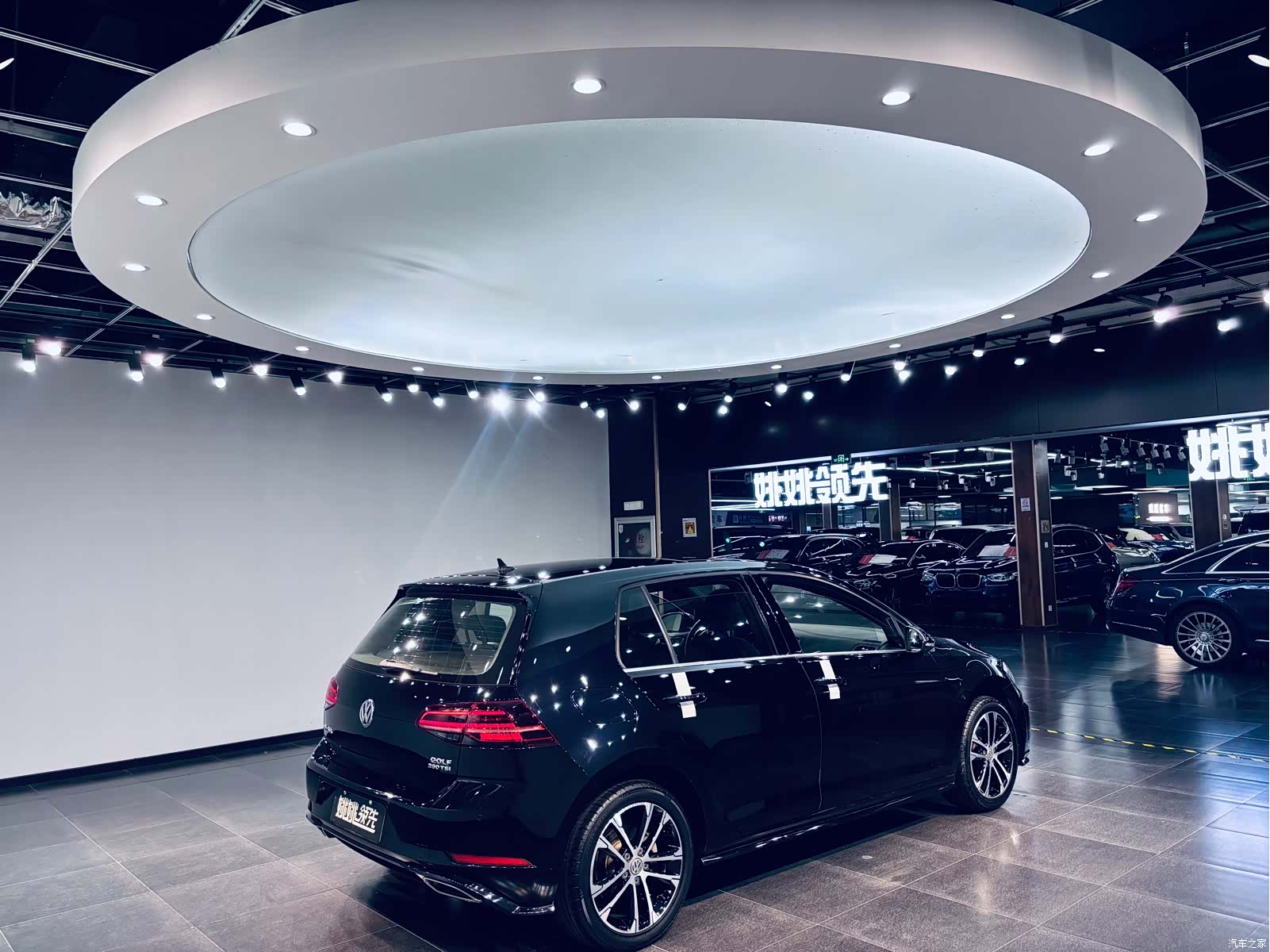 Volkswagen Golf, 2019 3