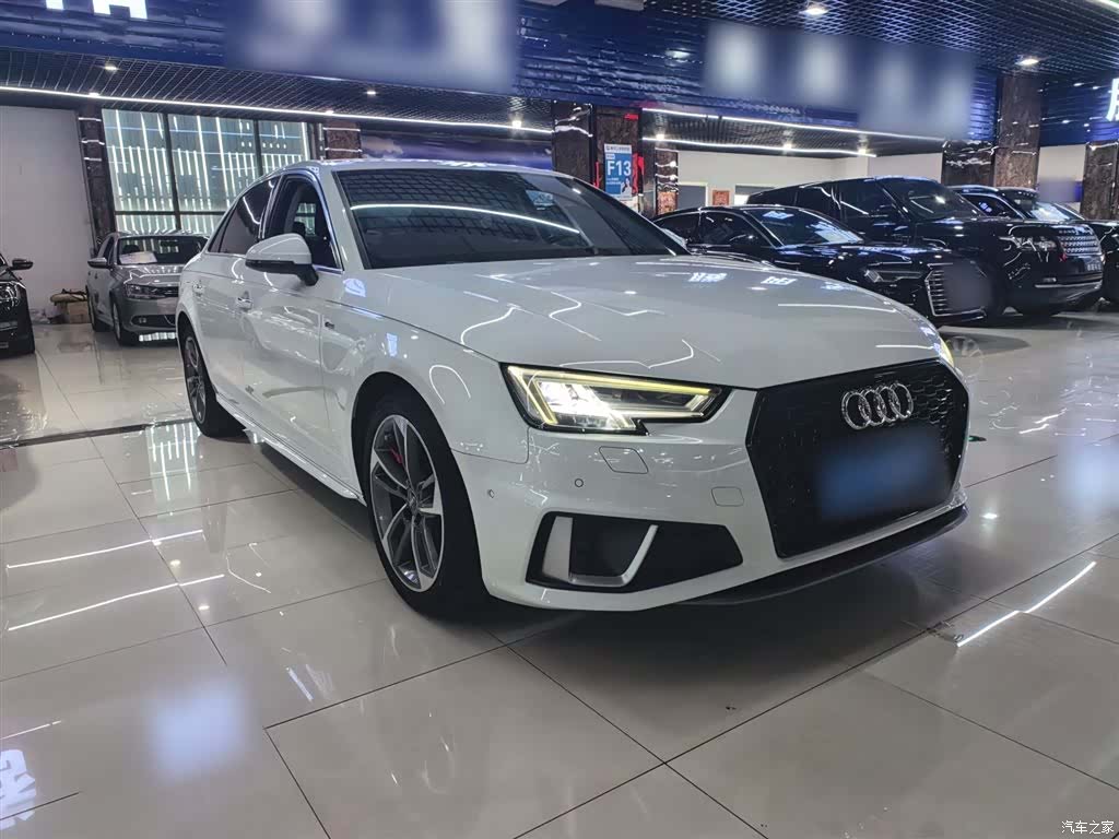 Audi A4L, 2019 7
