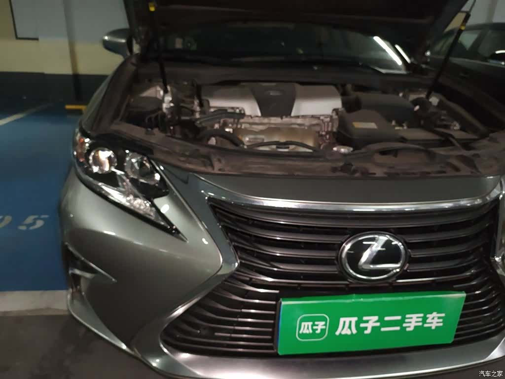 Lexus ES, 2017 21