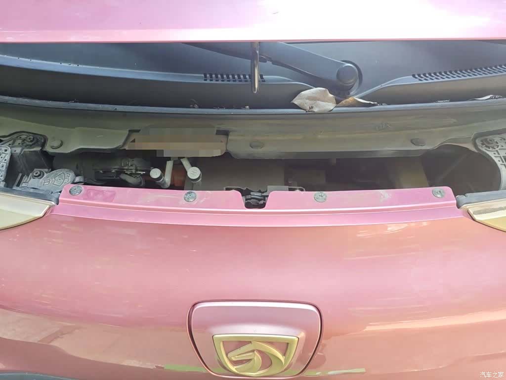 Wuling E200, 2020 11