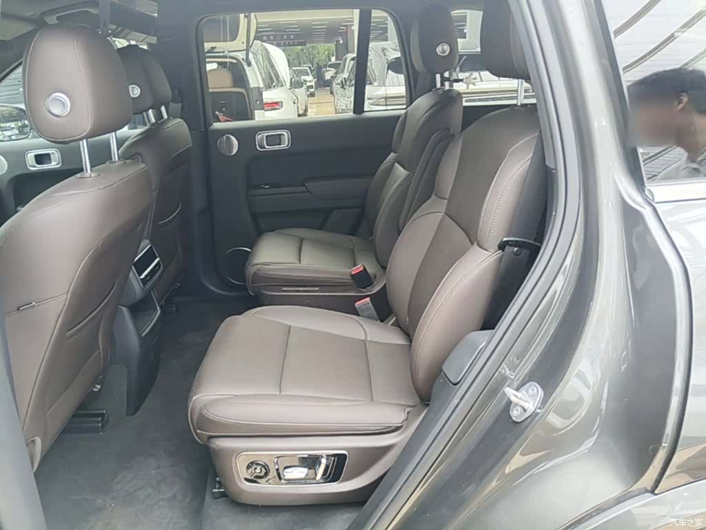 Li Auto L8, 2023 17