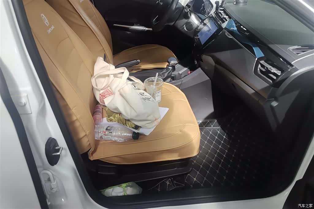 Chery 3x, 2025 8