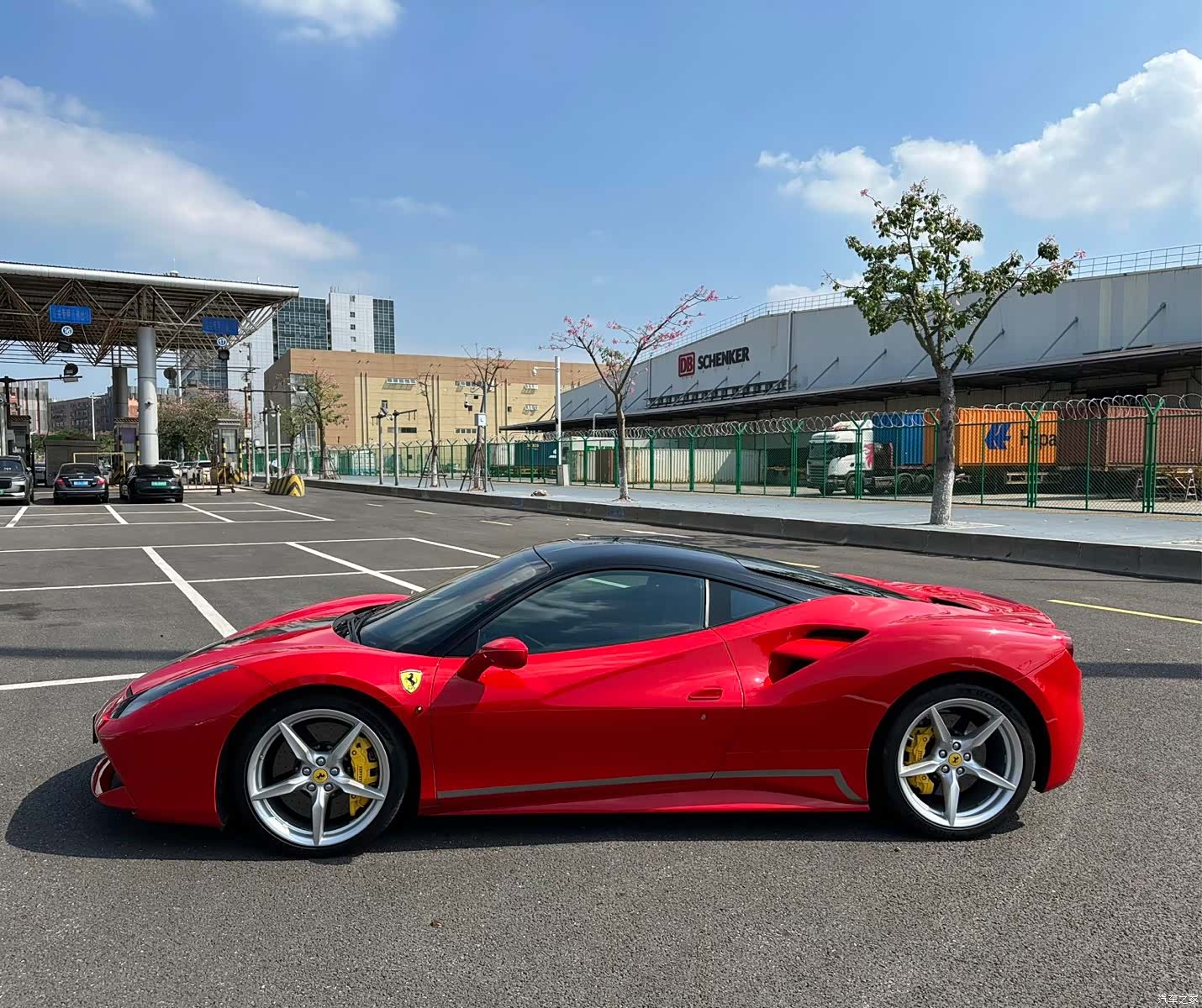 Ferrari 488, 2017 2