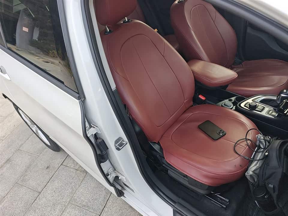 BMW 2 series station wagon