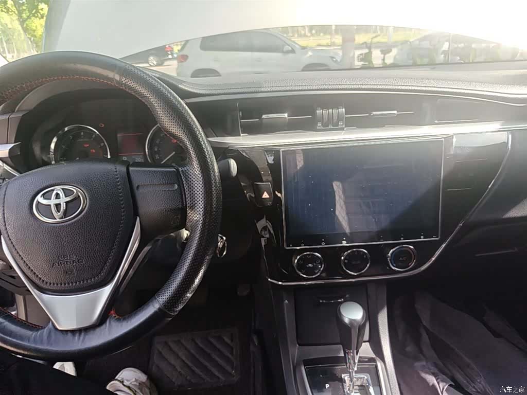 Toyota Corolla, 2016 10