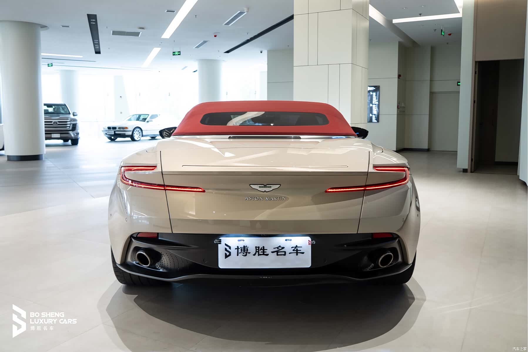 Aston Martin DB11, 2018 38