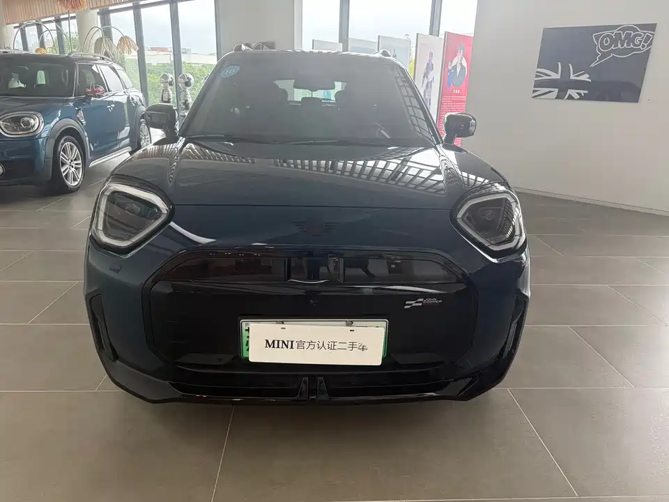 MINI Electric ACEMAN