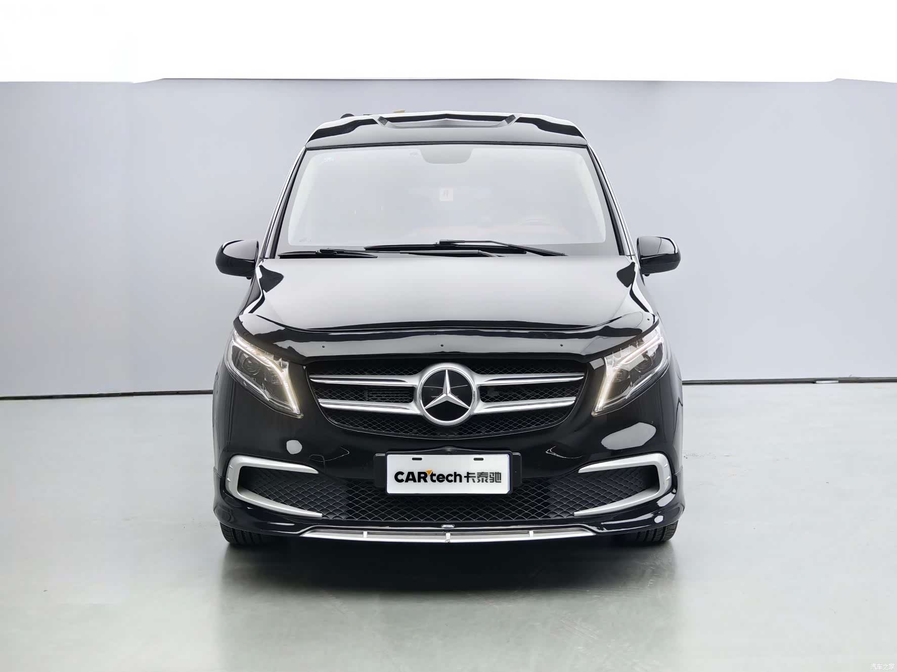 Mercedes-Benz 7, 2023 2