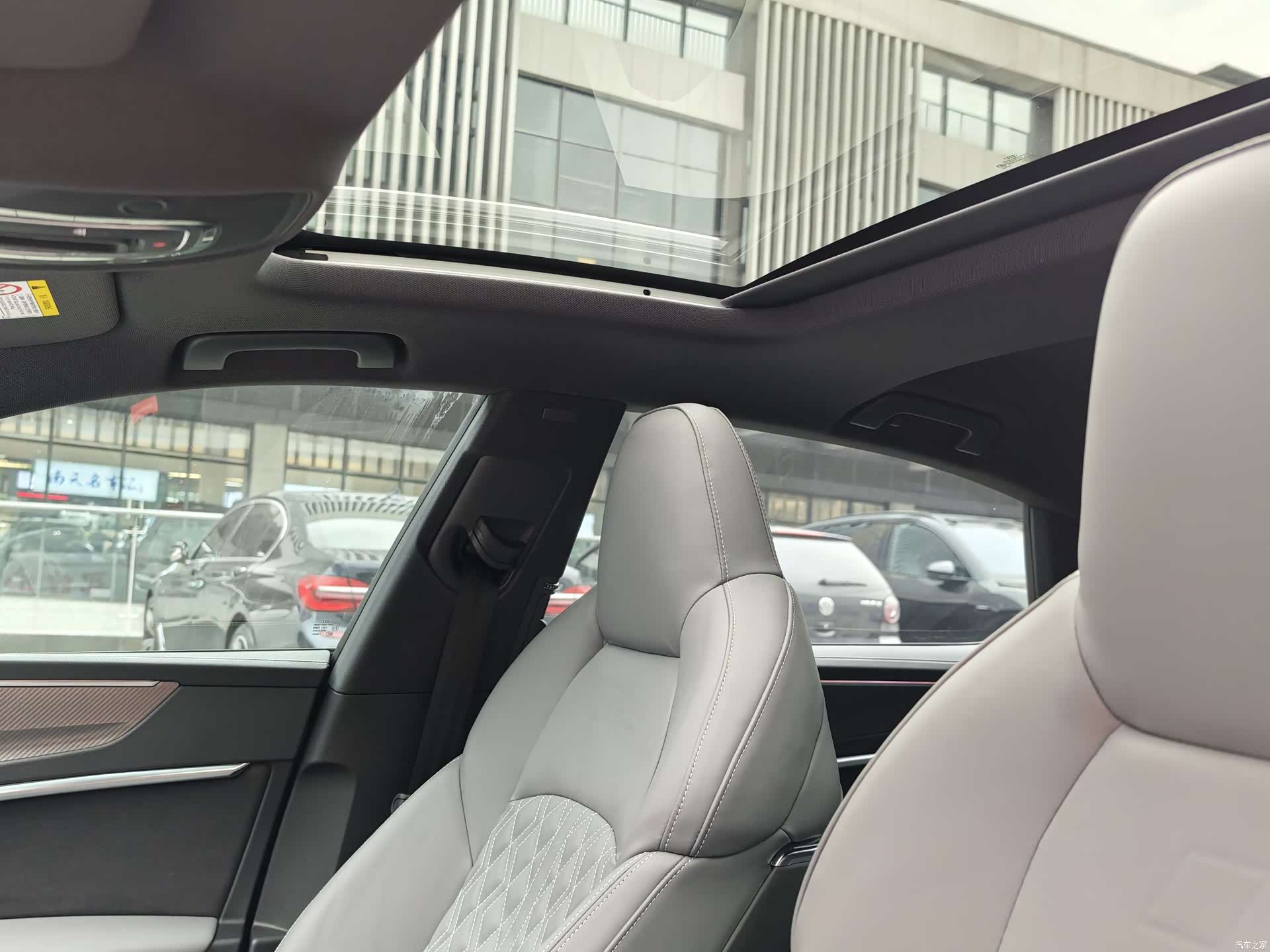 Audi A7L, 2024 9