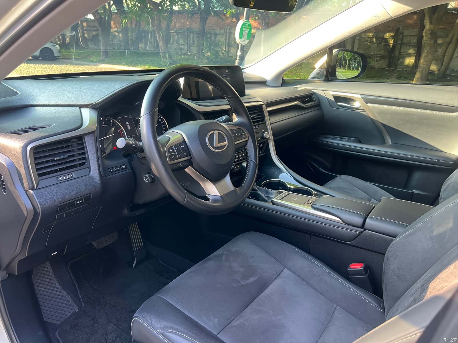 Lexus RX, 2022 10