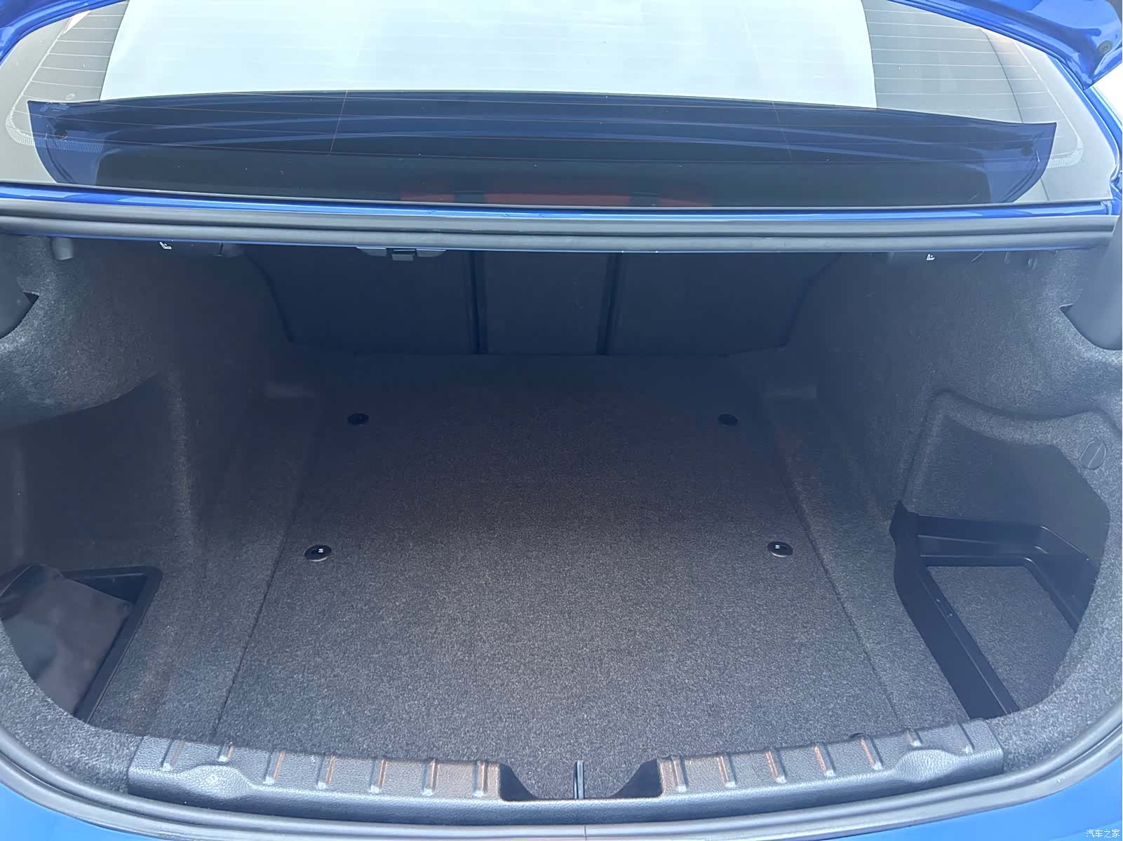 BMW 3 Series, 2018 24