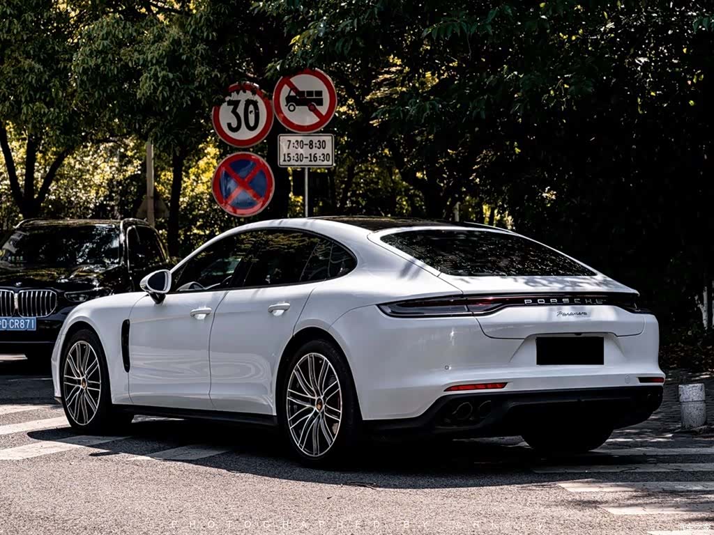 Porsche Panamera, 2021 11