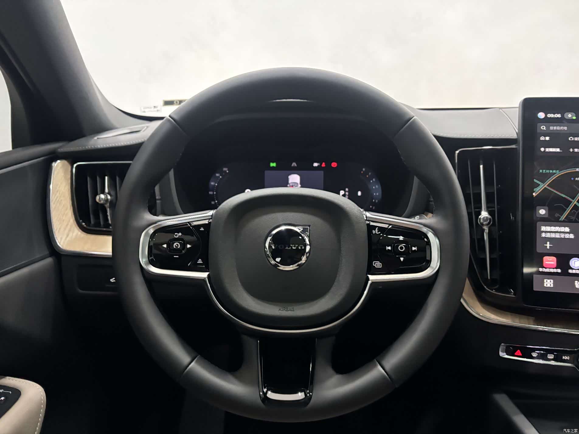 Volvo XC60, 2025 14