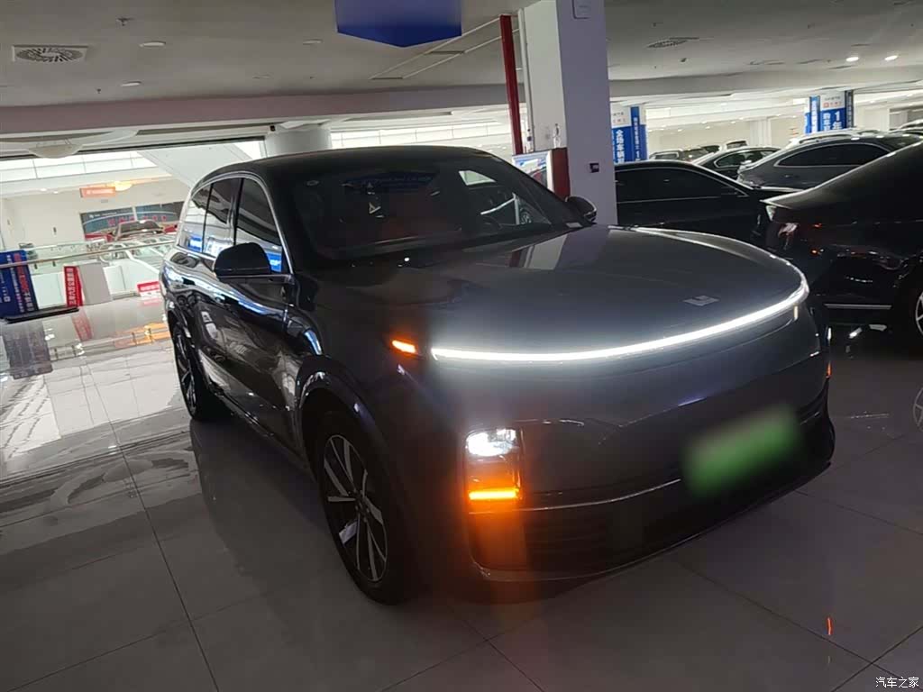 Li Auto L8, 2023 4