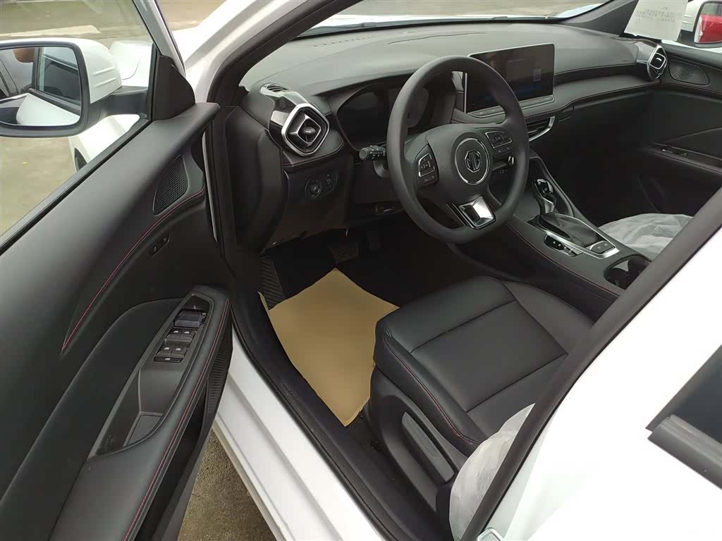 MG MG5, 2026 16