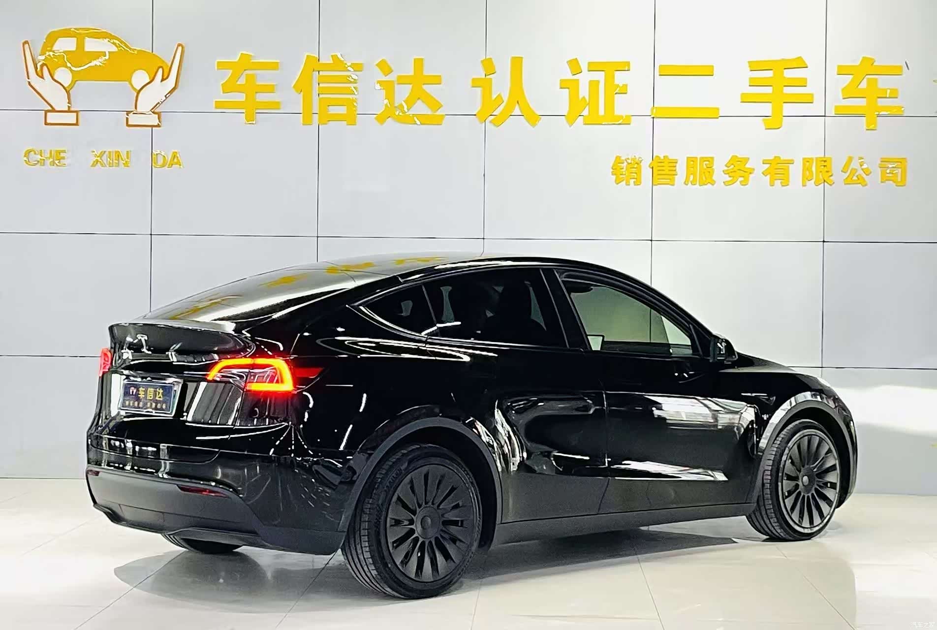 Tesla Model Y, 2024 3