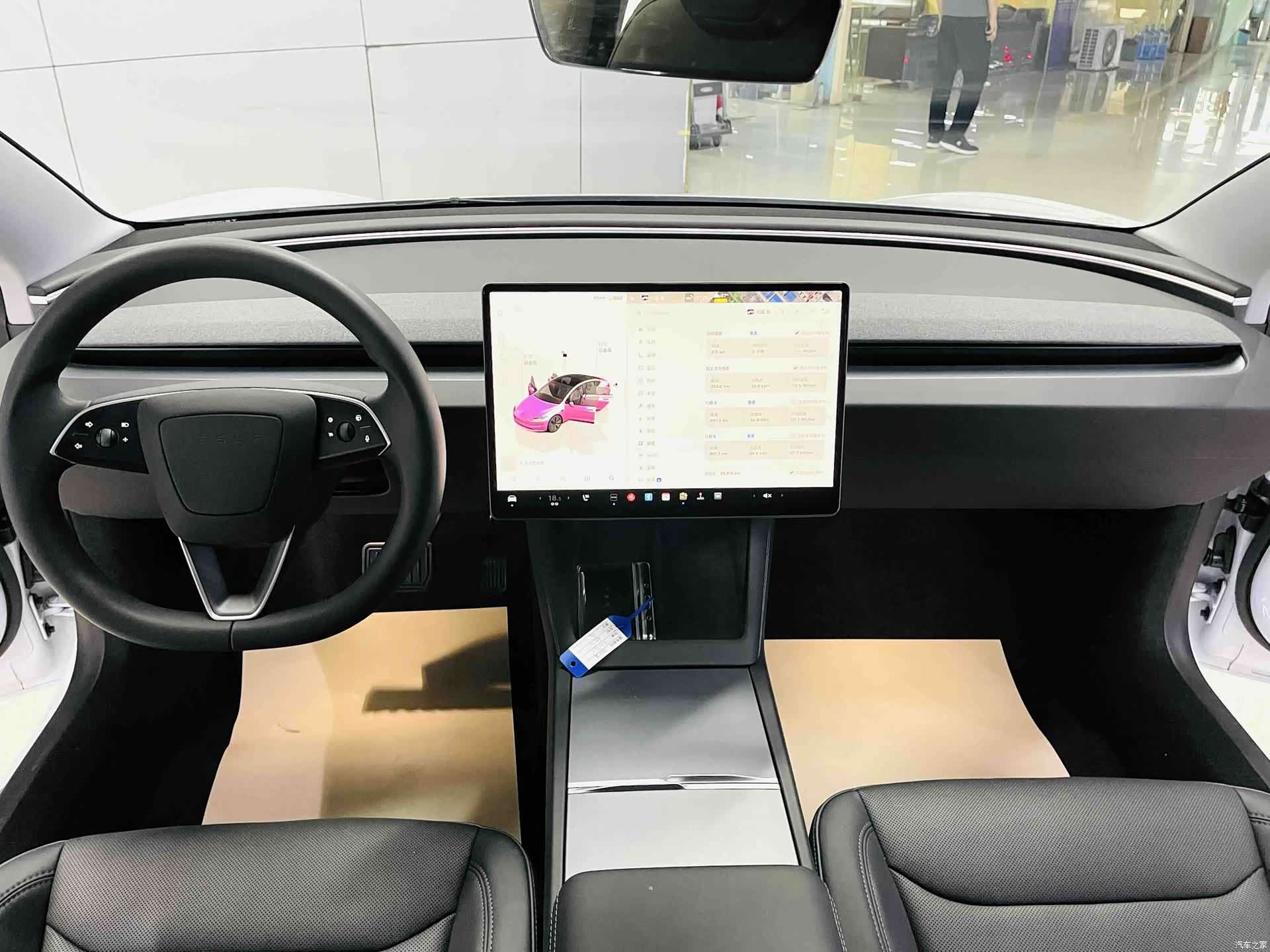Tesla Model 3, 2024 9