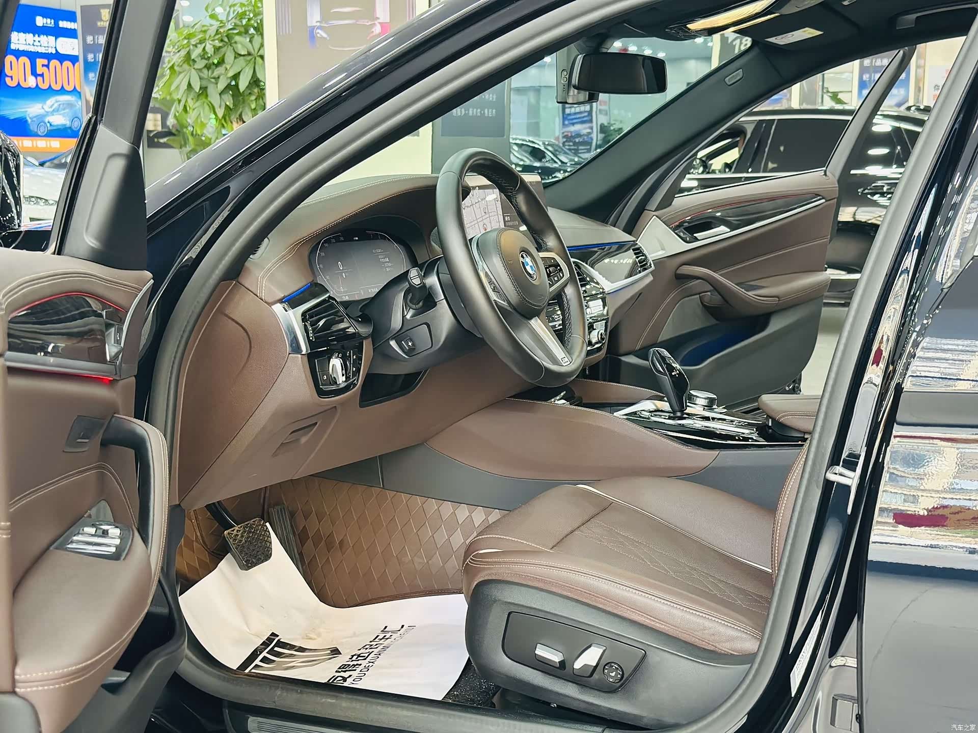 BMW 5 Series, 2022 все фото