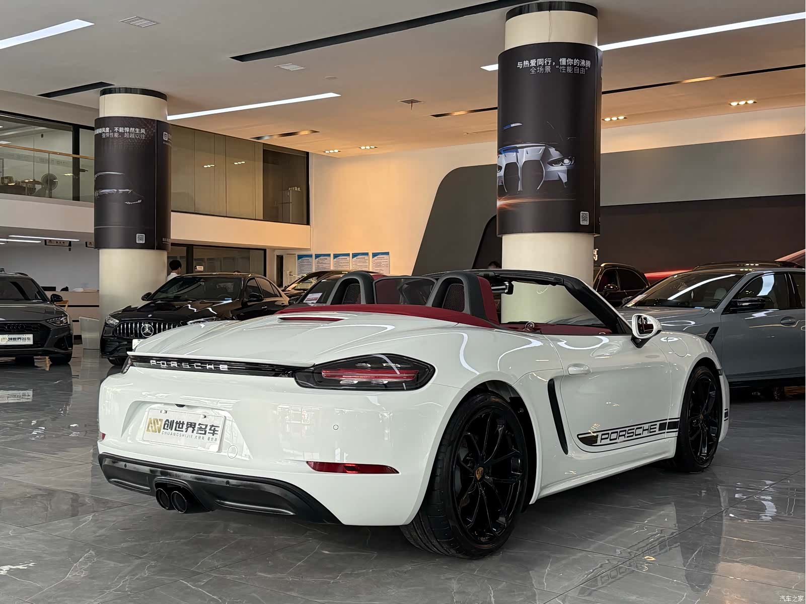 Porsche Boxster, 2024 все фото