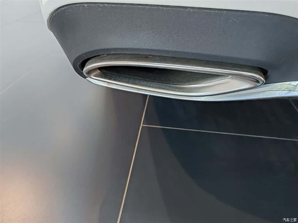 Mercedes-Benz E-Class, 2023 20