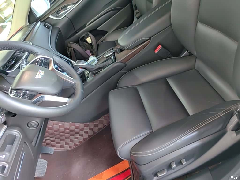 Cadillac XTS, 2018 15