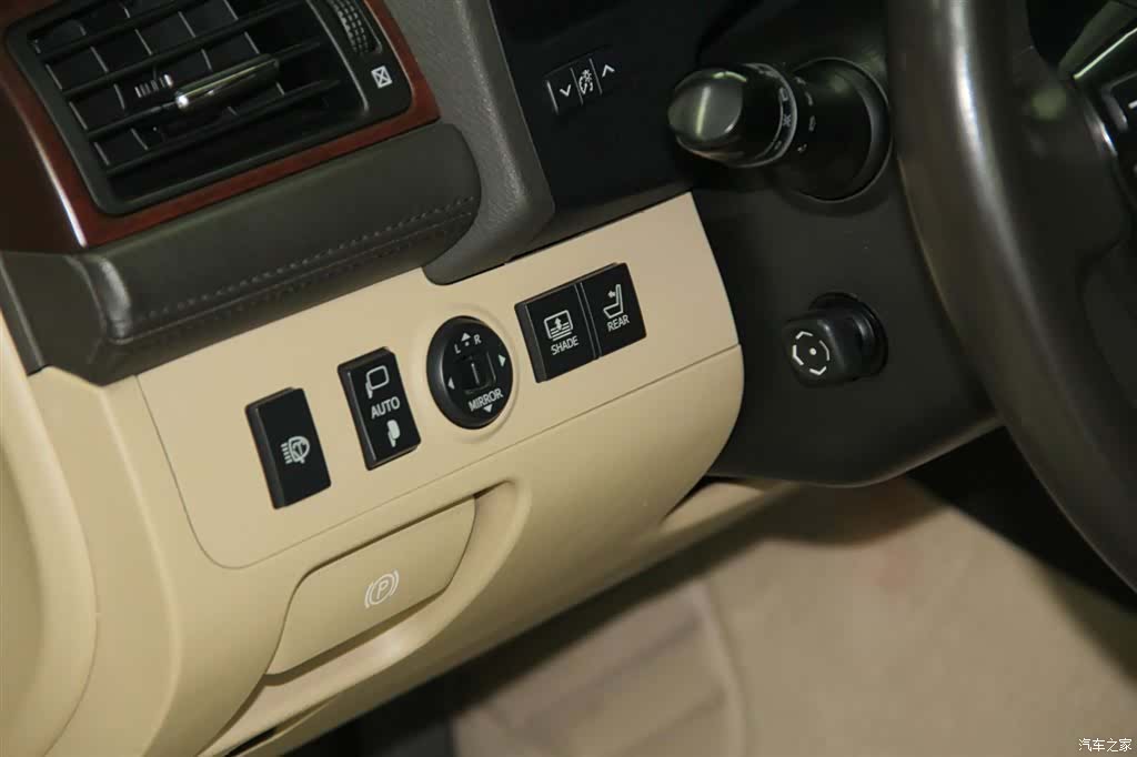 Toyota Crown, 2013 21