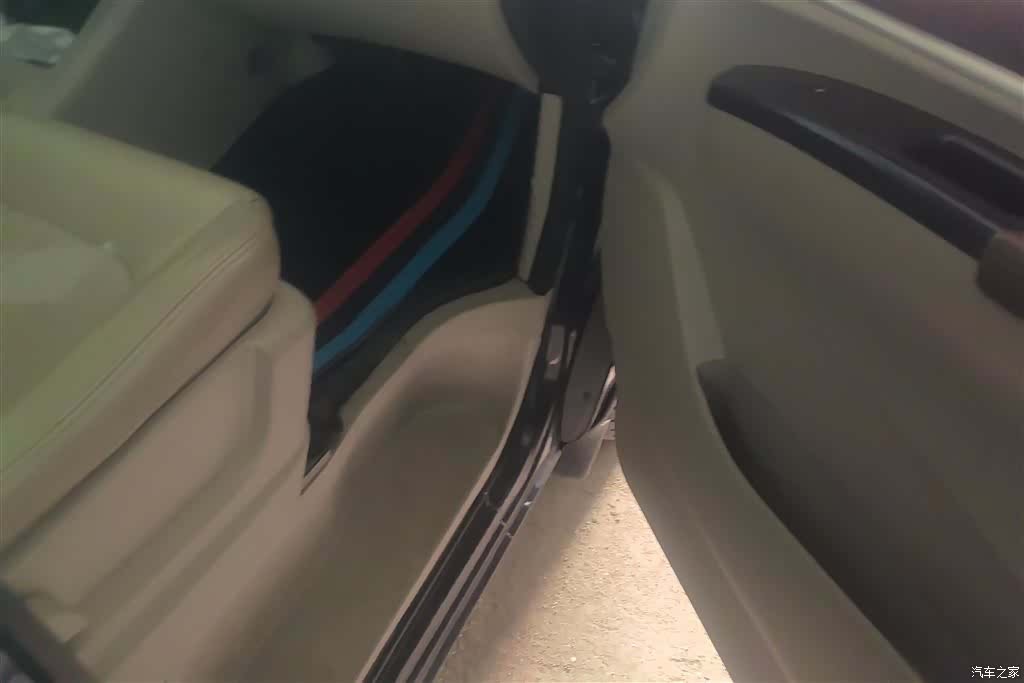 DongFeng M5L, 2018 8