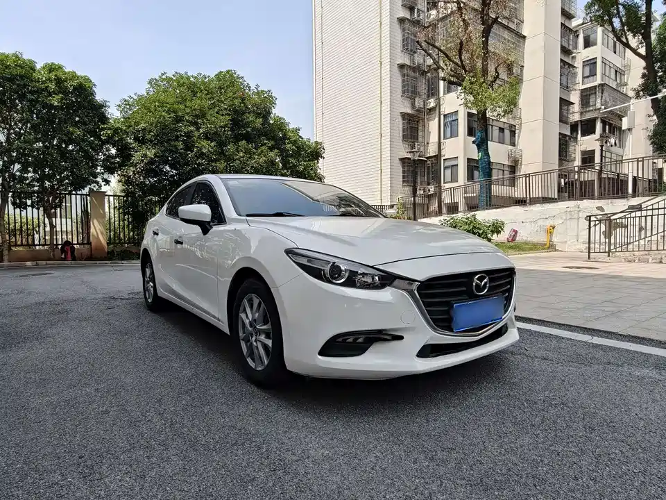 Mazda 3 Angkesaila