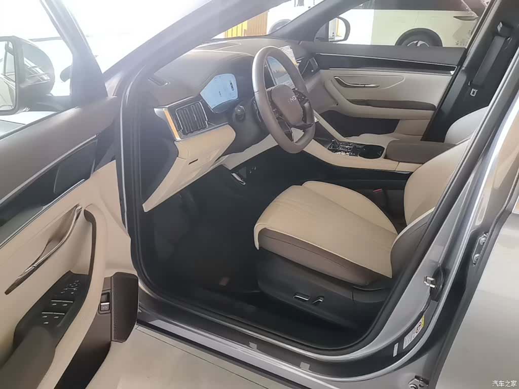 BYD Song, 2025 16