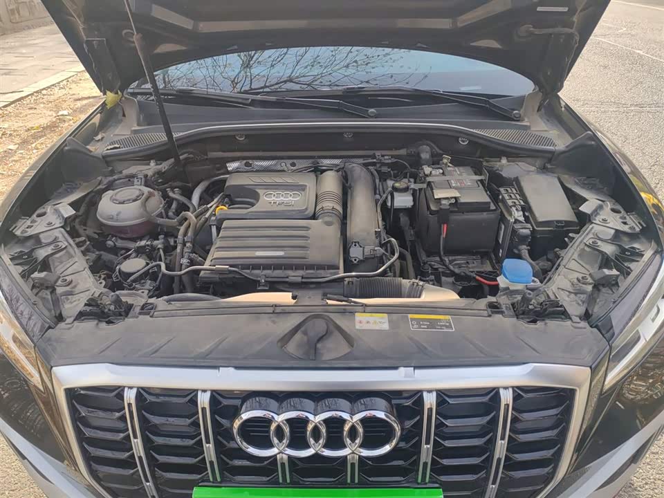 Audi Q2L