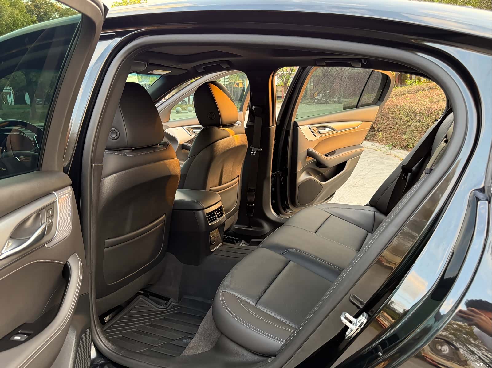 Cadillac CT5, 2023 15