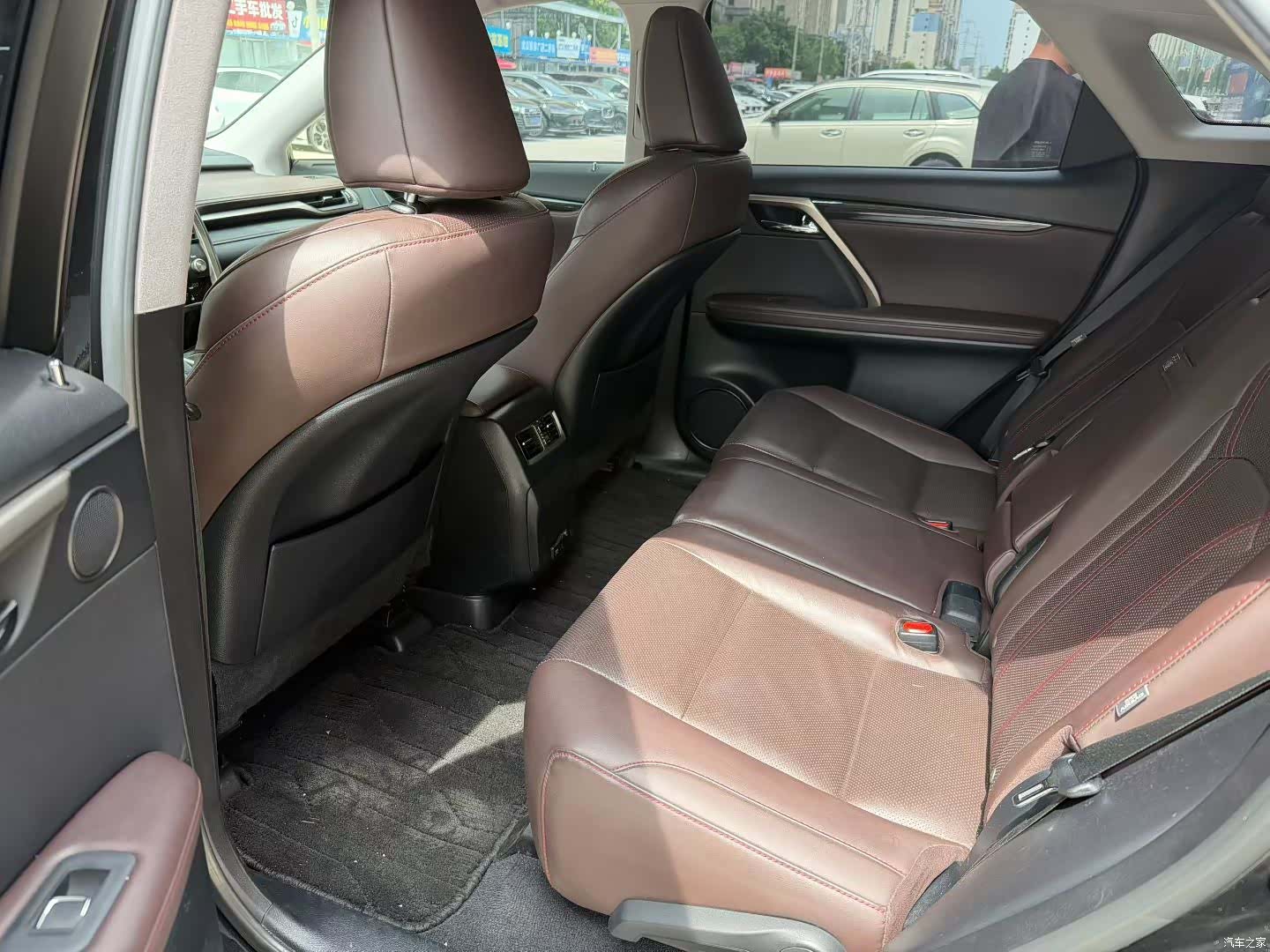 Lexus RX, 2021 4