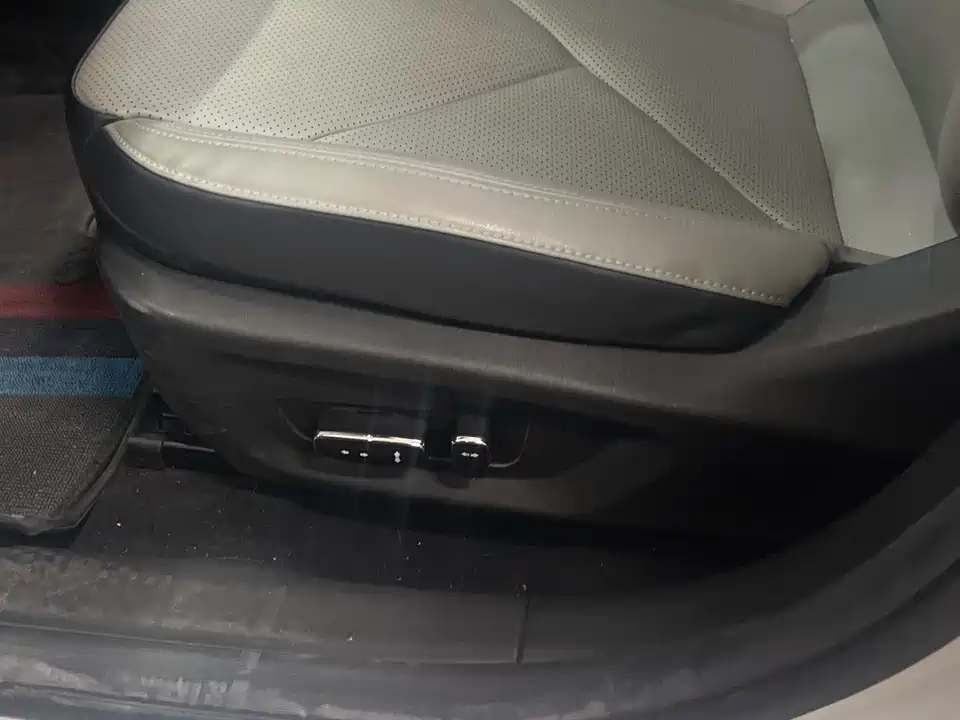 Changan UNI-V Smart iDD