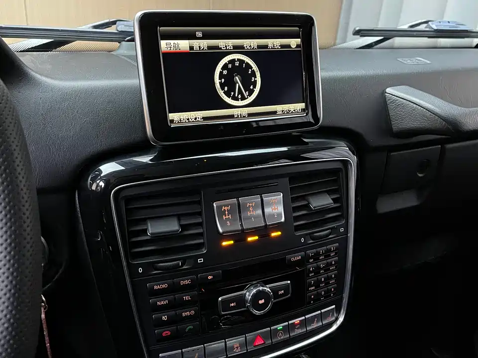 Mercedes-Benz G-class