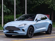 ��˹�١�����DBX 2022�� 4.0T V8