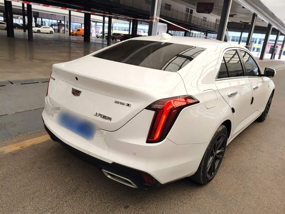 Cadillac CT4