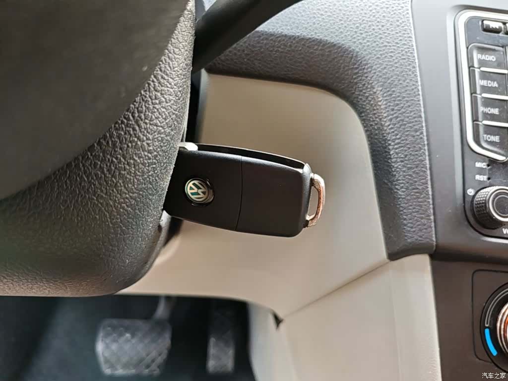 Skoda Rapid, 2016 9