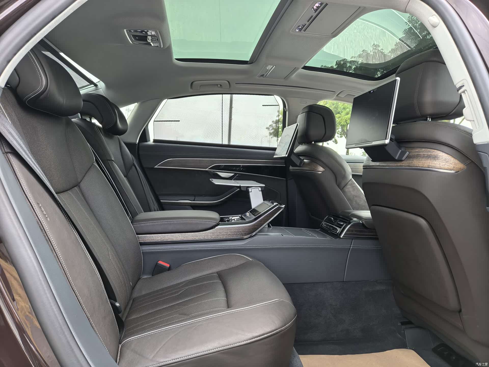 Audi A8L, 2020 12