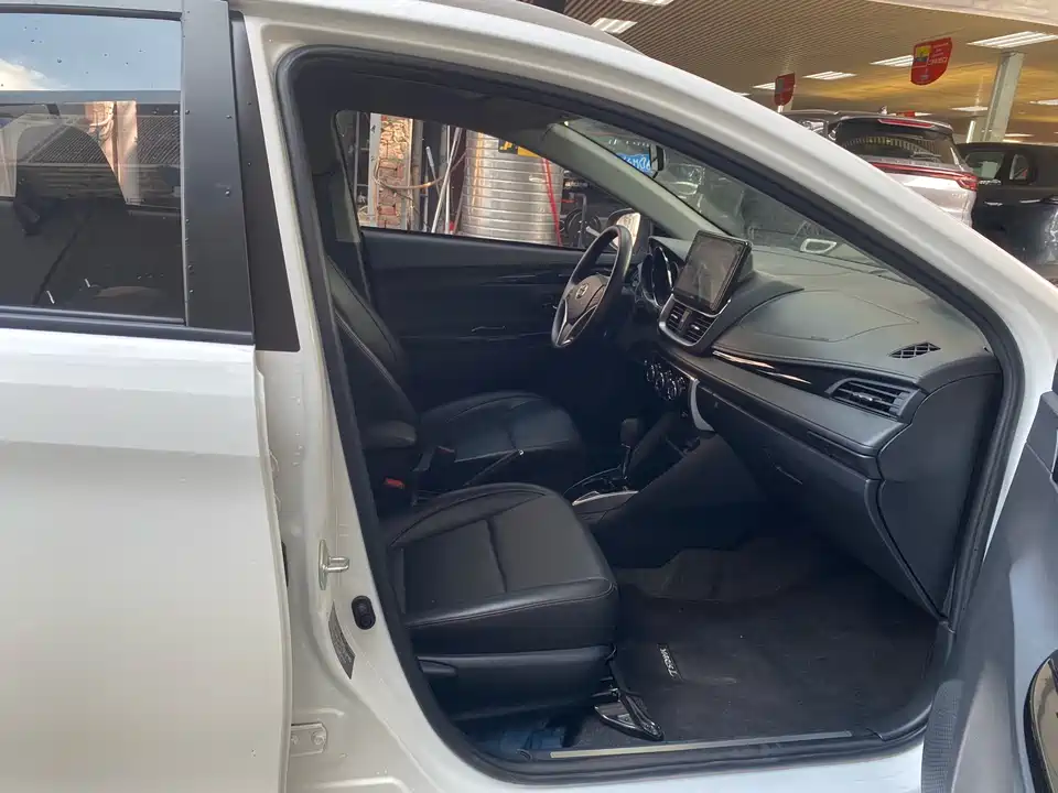 Toyota YARiS L Zhixuan