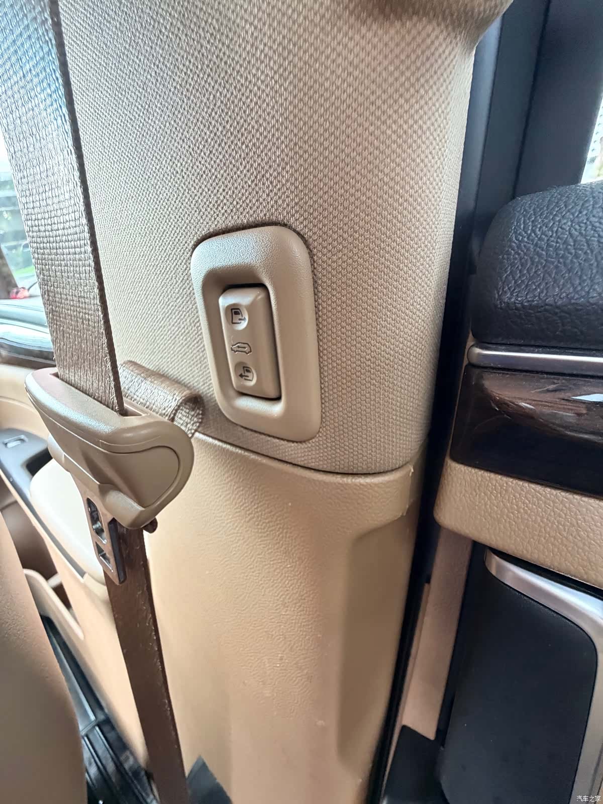 Buick GL8, 2017 17