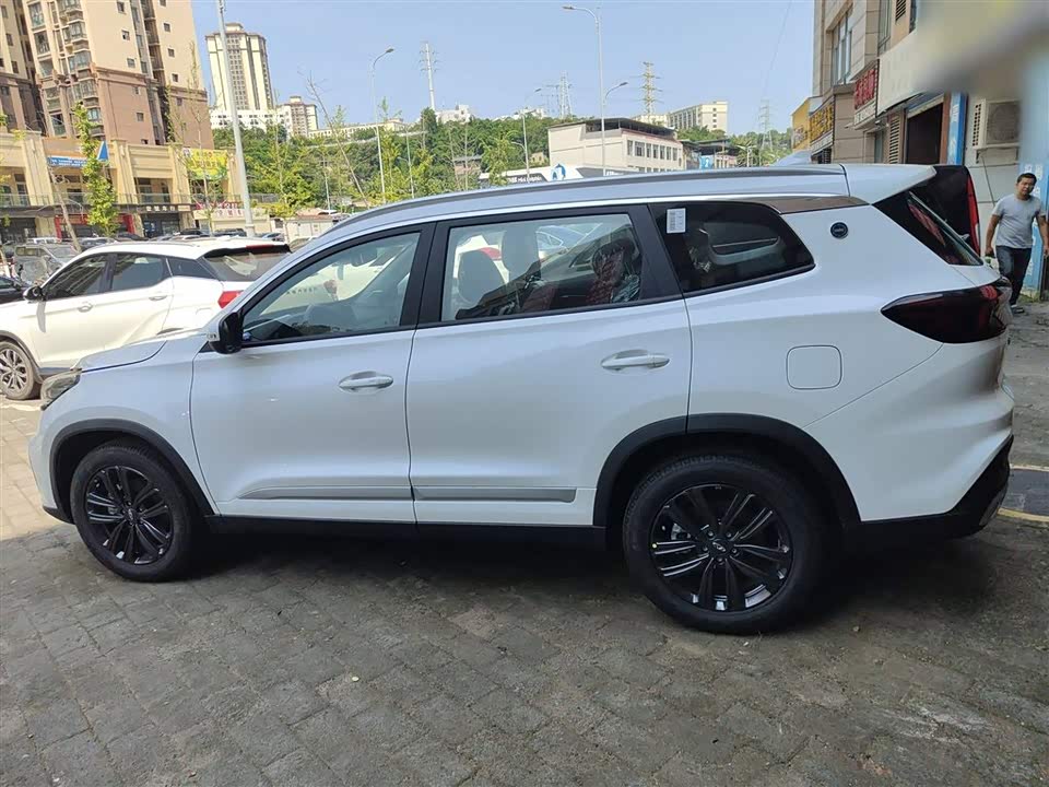 Chery Tiggo 8