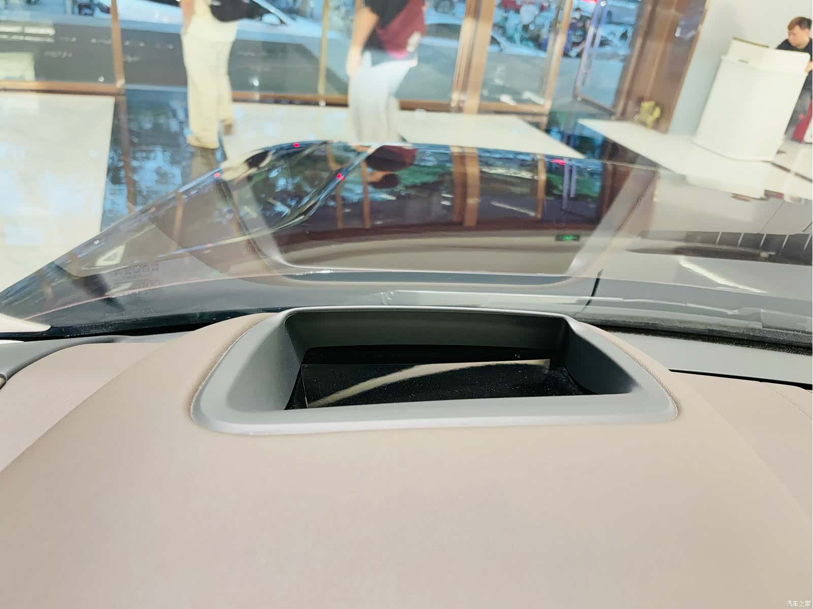 Land Rover Range Rover, 2019 13