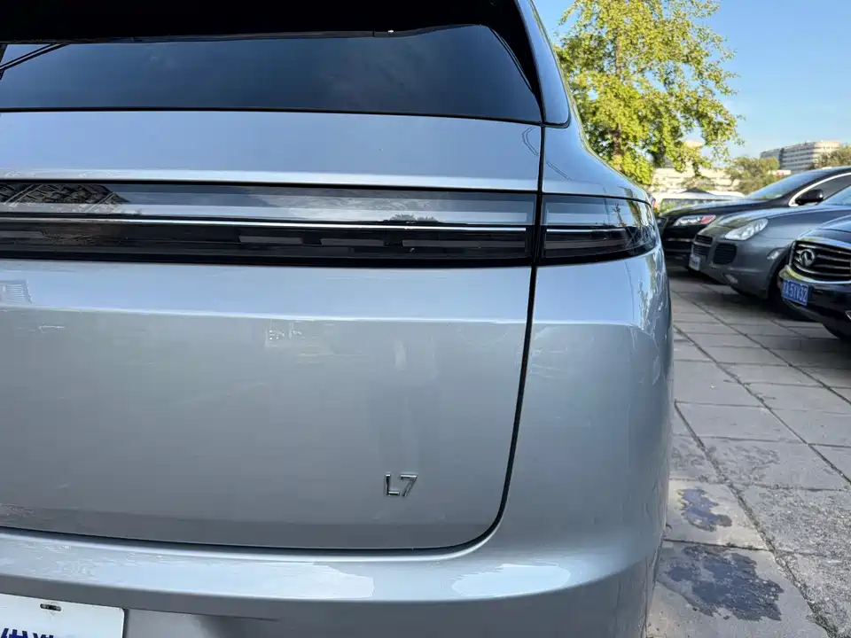 Li Auto Ideal L7