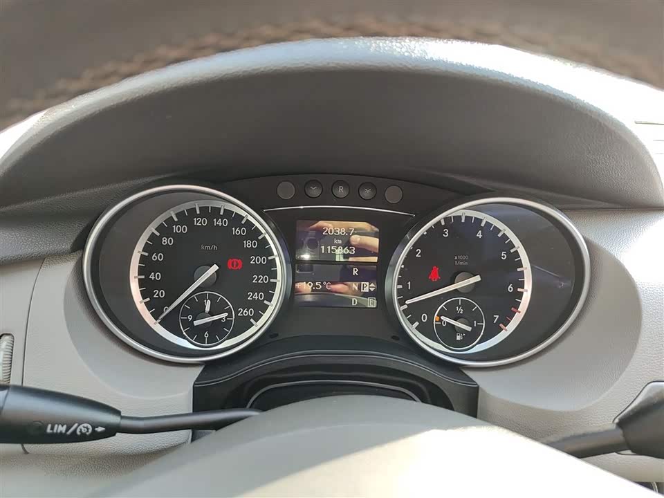 Mercedes-Benz R-class