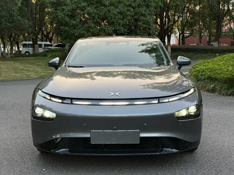 XPENG P7